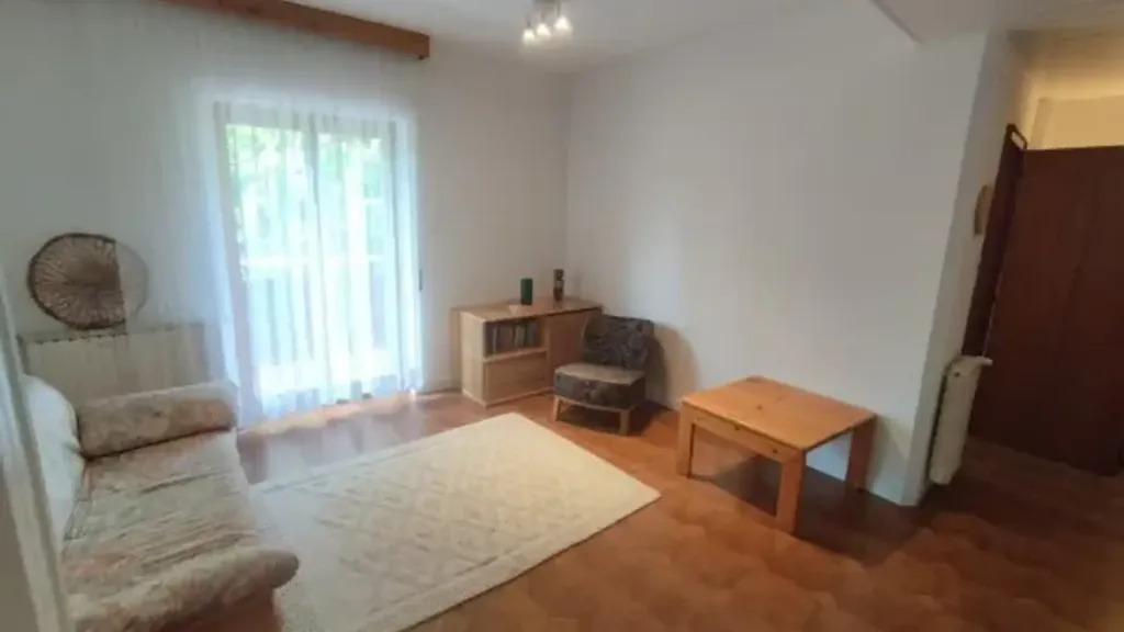 Elutuba - Twin-Storey Apartment with Balcony in Trieste