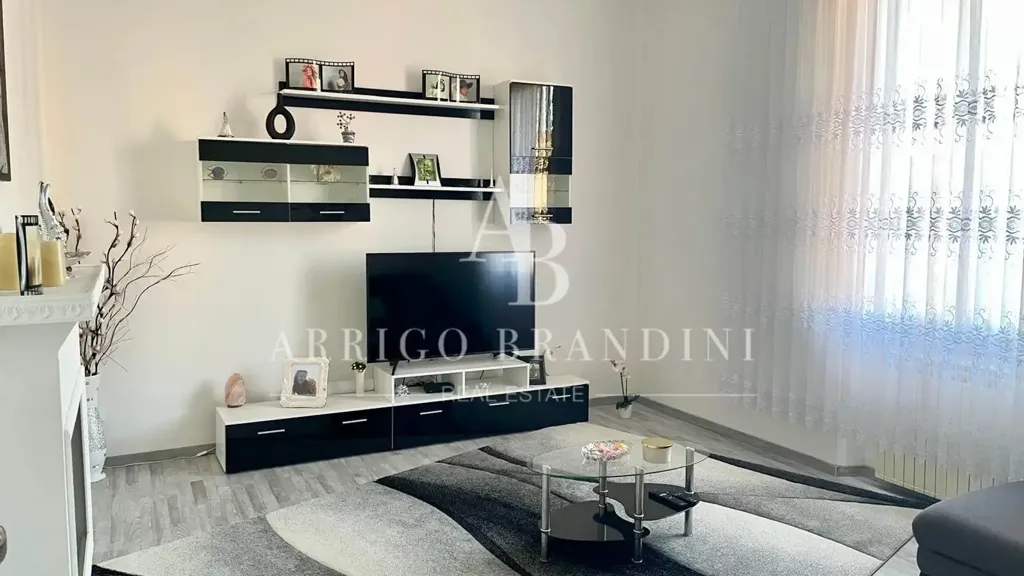 Séjour - Spacious Apartment with Balcony in Ponte a Greve