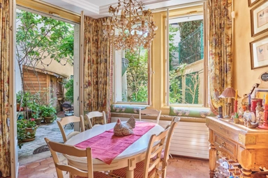 Söögituba - Period Mansion with Terrace in Paris 16th