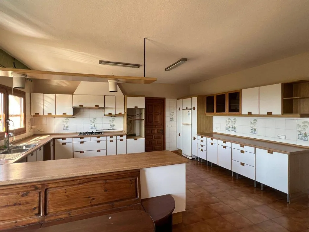 Cuisine - Detached Villa with Pool in La Nucia, Valencia