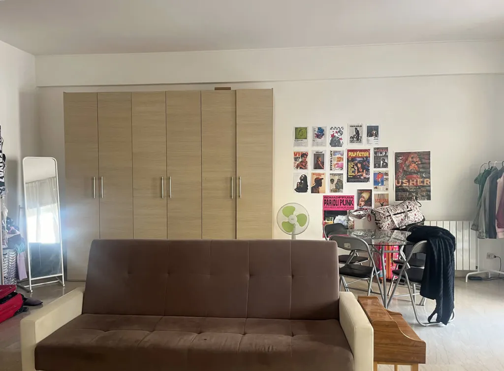 Chambres - Studio Apartment with Balcony in Conca d'Oro, Rome