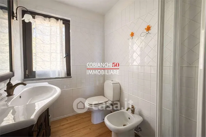 Salles de bain - Chalet with Lake View in Caprezzo