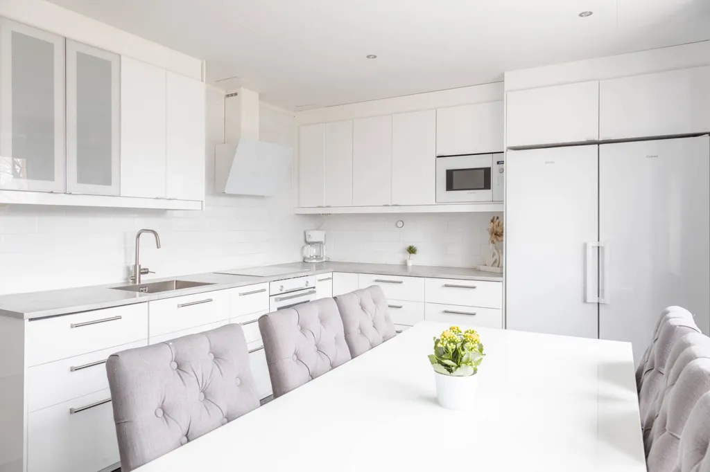 Köök - Modern Flat with Balcony in Eskilstuna