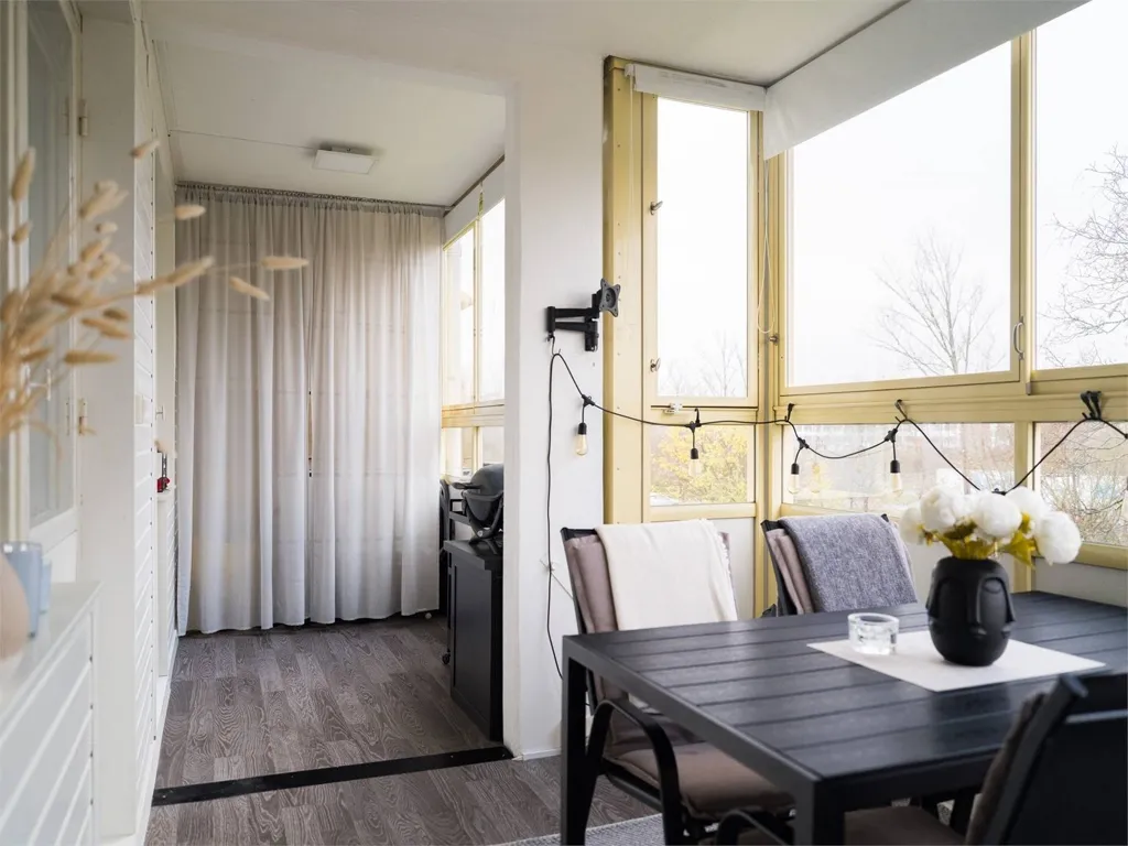 Salle à manger - Apartment with Balcony in HSB Brf Ida