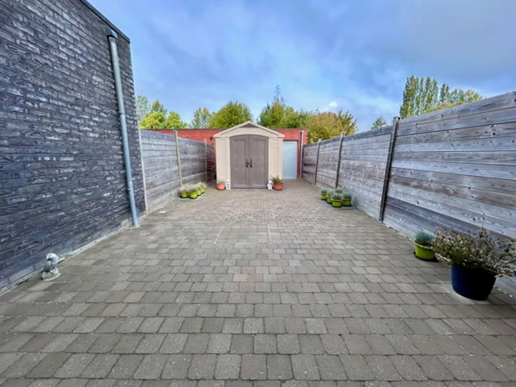 2-bedroom apartment in Meerbeke