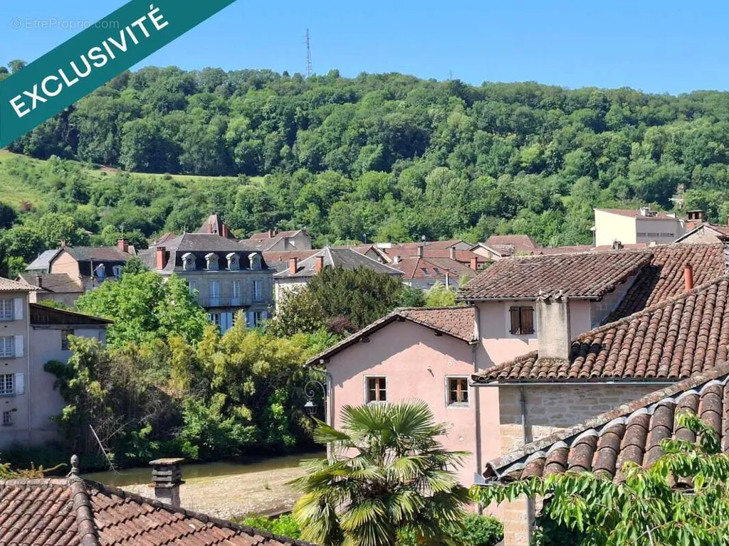 Õhuvaade - Charming 3-Unit Building in Figeac