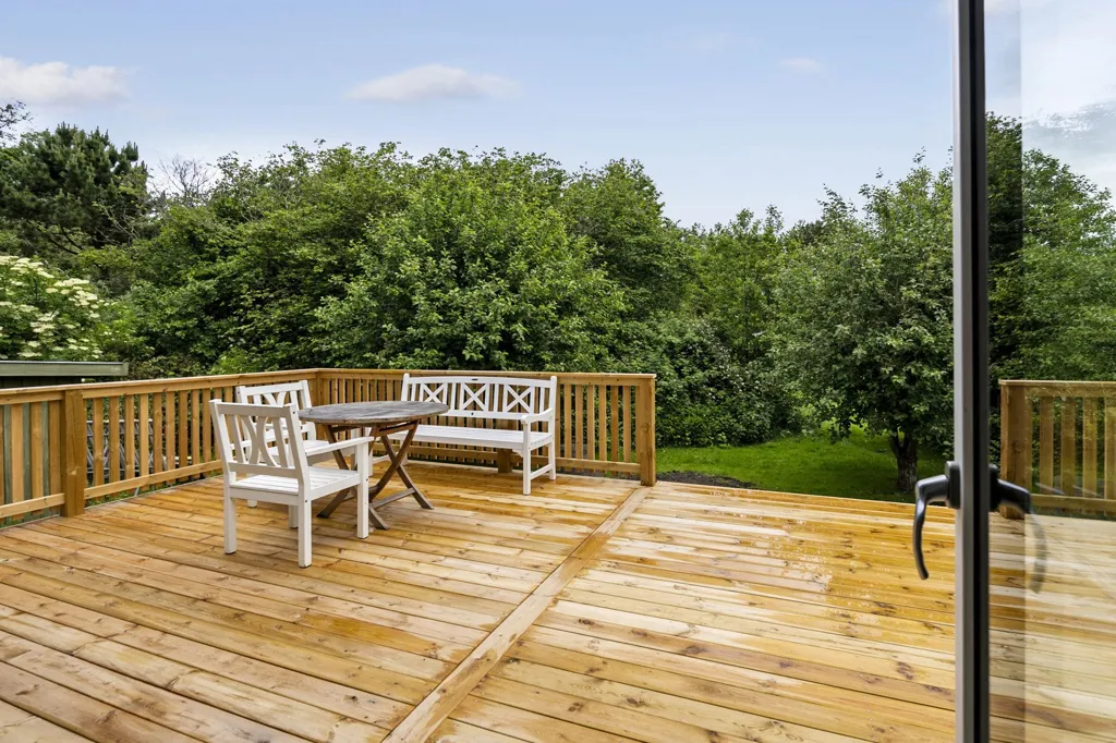 Terrasse - Summer House with Garden in Martofte