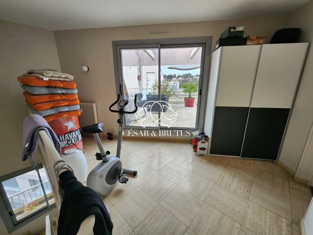 Toad - Luxury Duplex Flat with Panoramic Terrace in Tassin