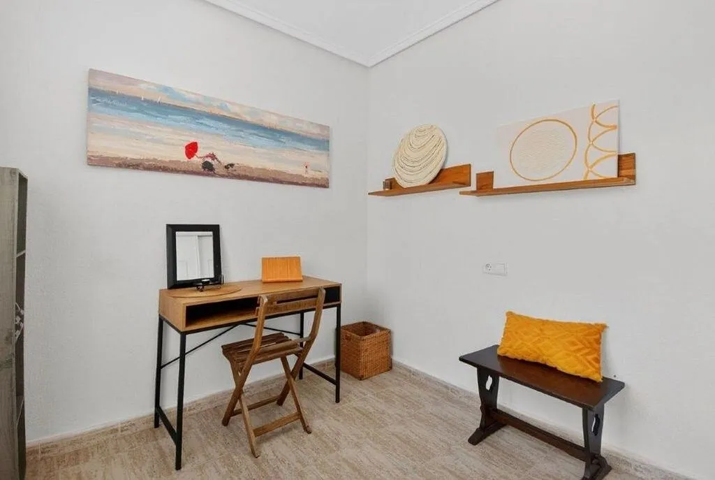 Office - Terraced House with Pool in Torrevieja Centre