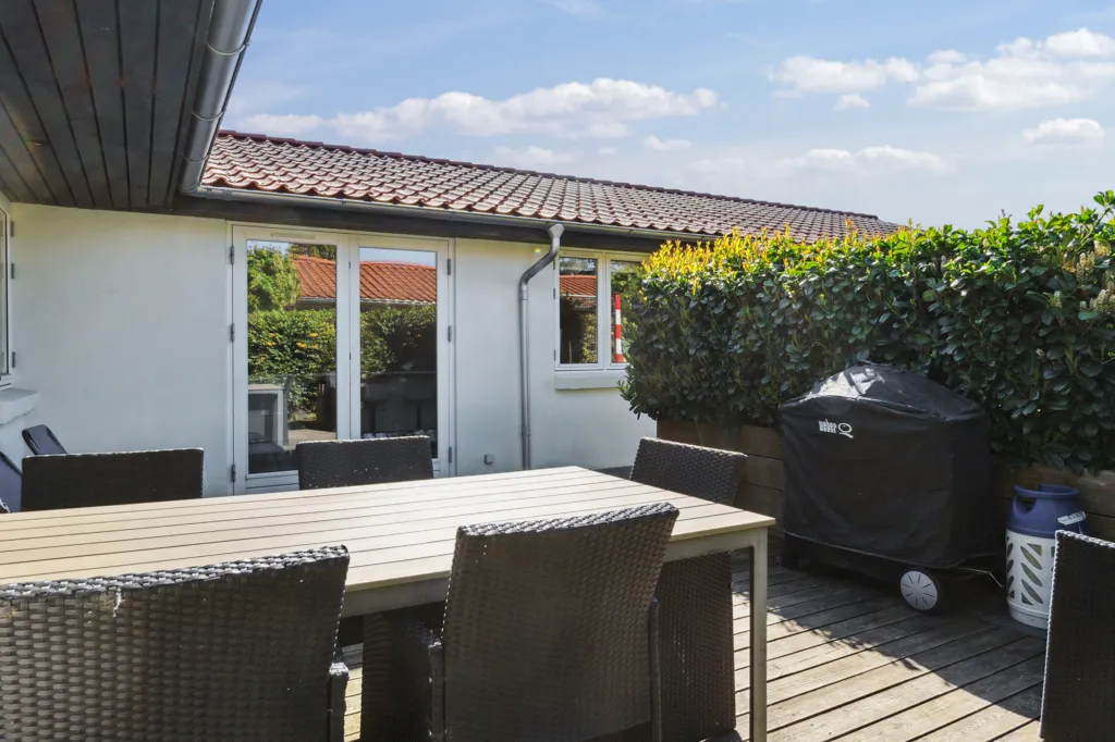 Terrasse - Renovated Villa with Garden in Odense S