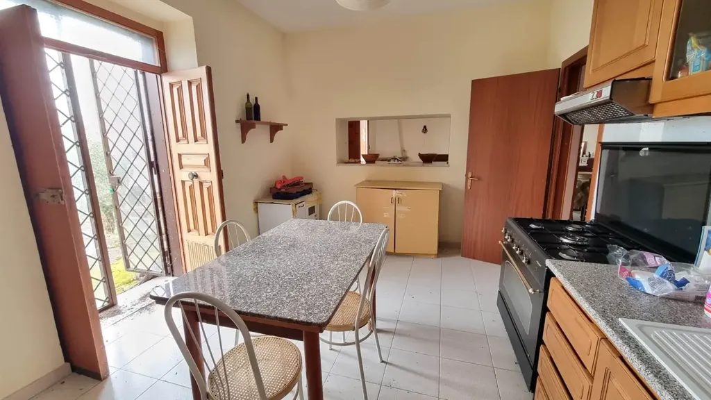 Köök - Independent House with Dual Access in Torre Le Nocelle