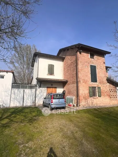 Välivaade - Independent House with Private Garden in Carpi