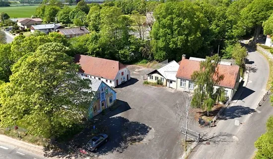 9-toaline maja asukohas Hobro