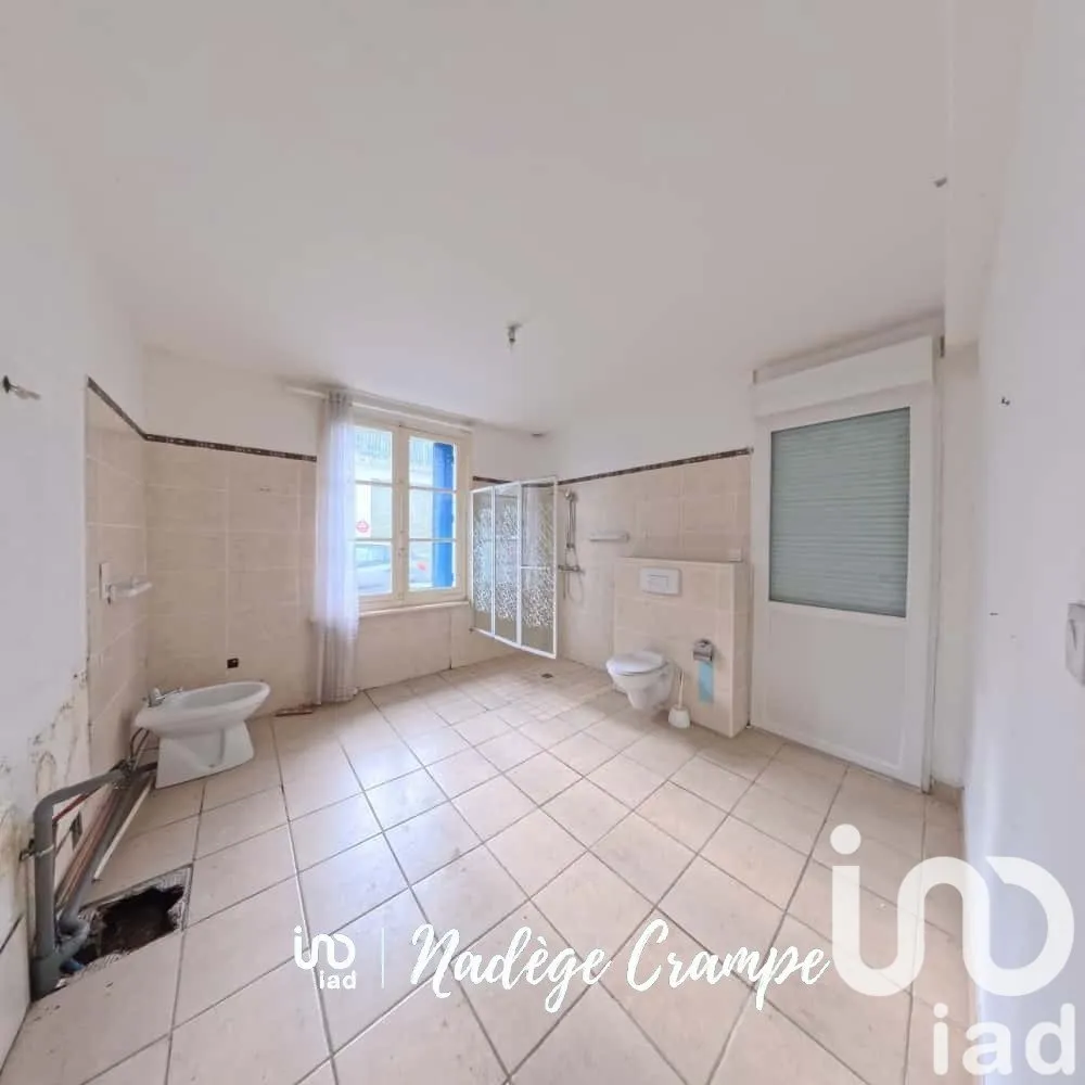 Vannitoad - Duplex with Outdoor Space in Hautes-Pyrénées