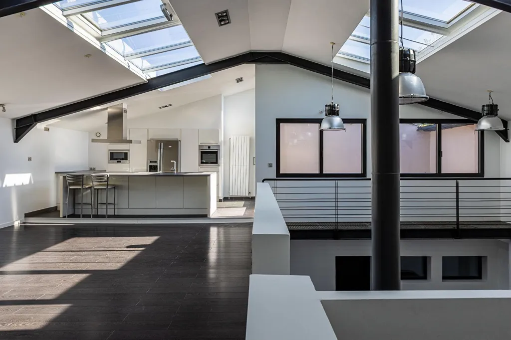 Elutuba - Industrial Loft with Terrace in Quiet Setting