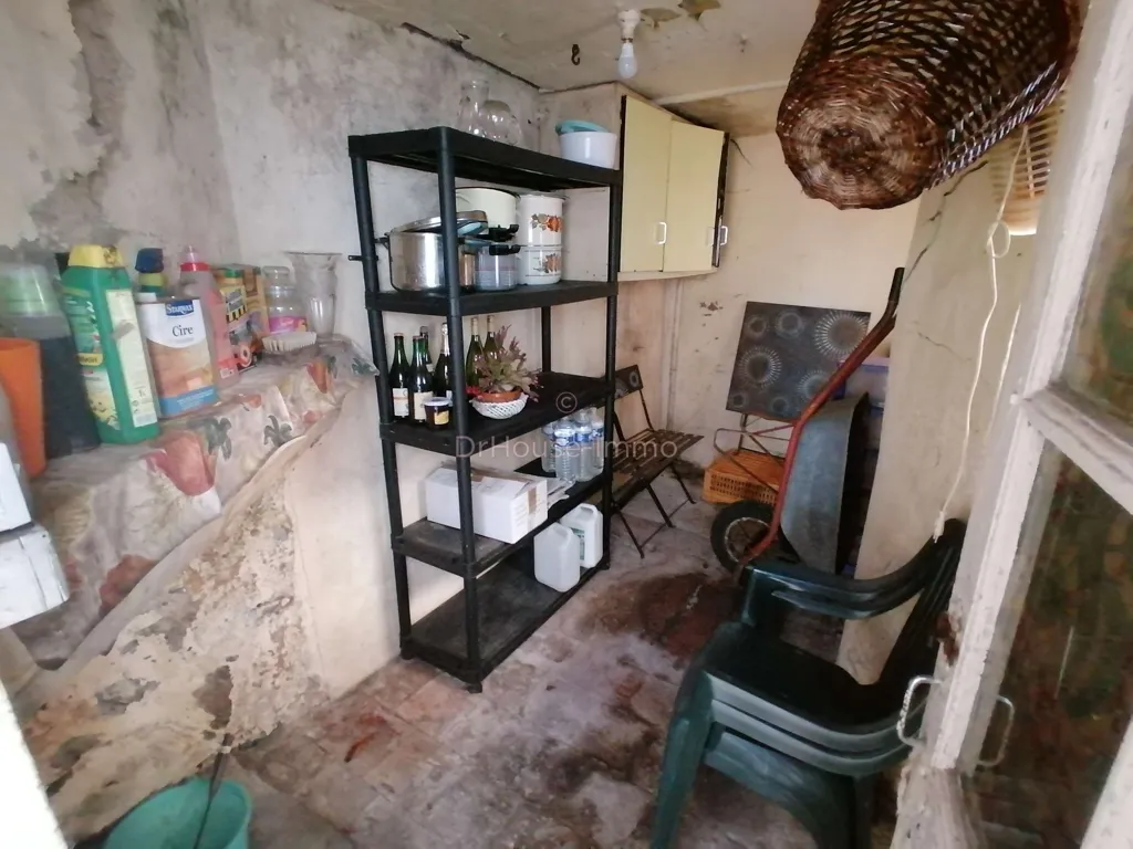 Utility Room - Town House with Garden in Les Ormes Centre