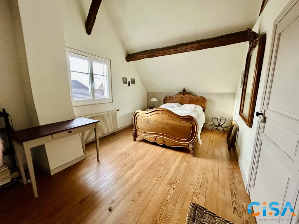 Magamistoad - House with Courtyard in Chambly