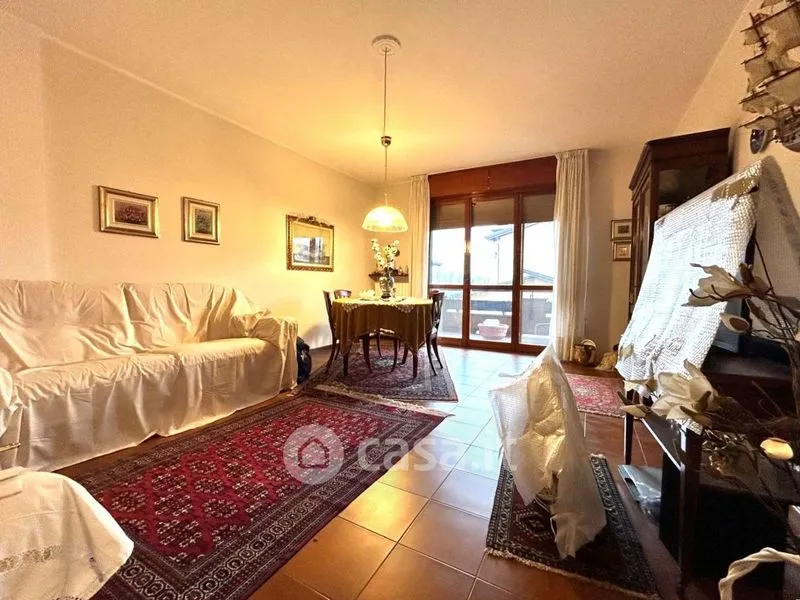 Séjour - Triplex with Double Garage in Varese