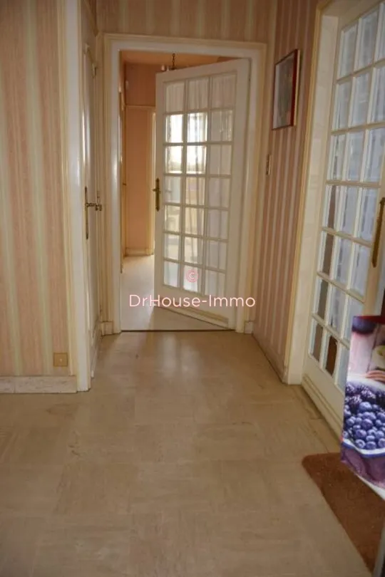 Entrée - Maison Contemporaine avec Balcon à Saint-Junien