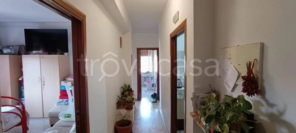 Esik - Apartment with Terrace near Perugia Station