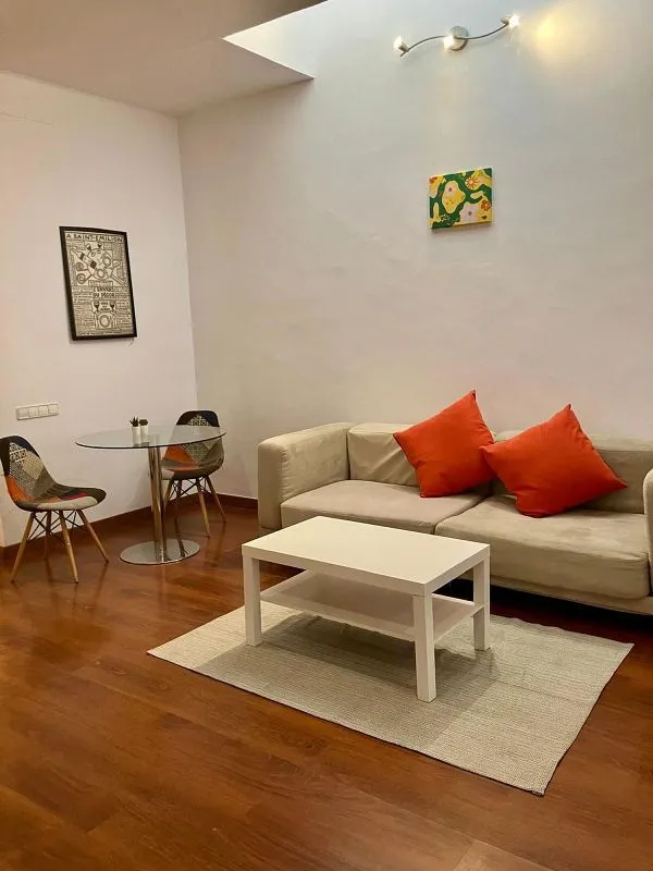 Soggiorno - Modernised Studio with Terrace in Poble Sec, Barcelona