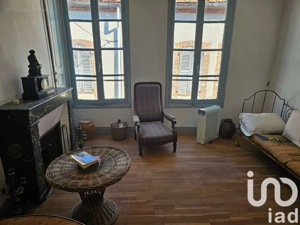 Elutuba - Authentic Townhouse in Joigny