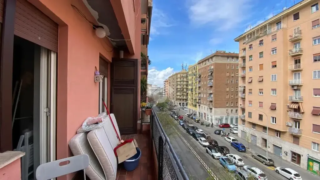 Balcone - Studio Apartment with Balcony in Rome