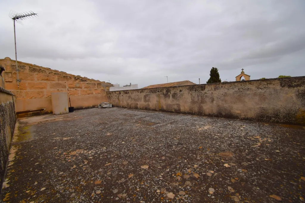 Aed - Charming Townhouse with Garage in Muro