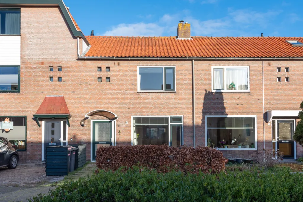 Välivaade - Spacious Renovated Semi-Detached House in Heiloo