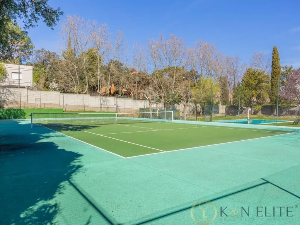 Giardino - Luxury Villa with Pool in Madrid