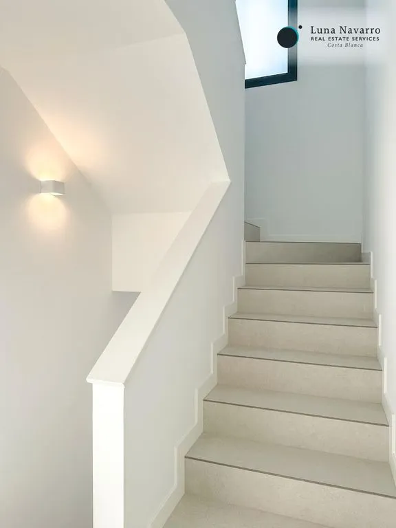 Rooms - Modern Villa with Sea View in Finestrat