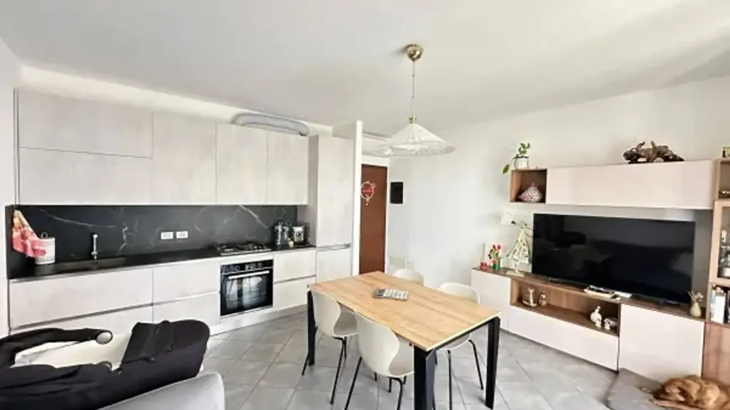 Séjour - Appartement 2 pièces à IT