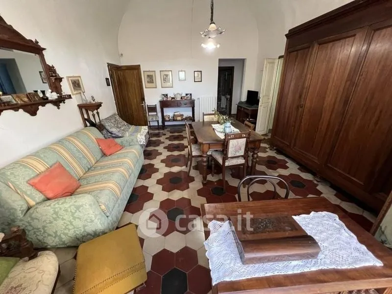 Elutuba - Historic Villa with Garden in Cecina