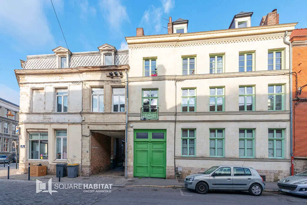 Außenansicht - Charming 3-Bedroom Flat in Valenciennes