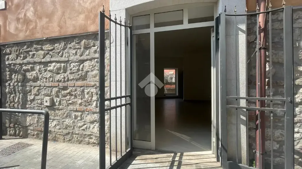 Välivaade - Commercial Unit with Recent Renovation in Benevento