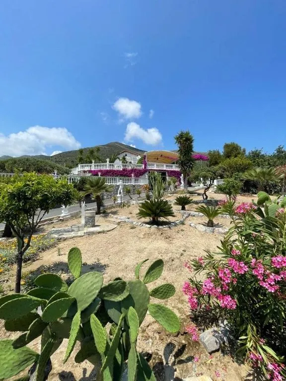Aed - Luxury Villa with Sea View in Ceriale