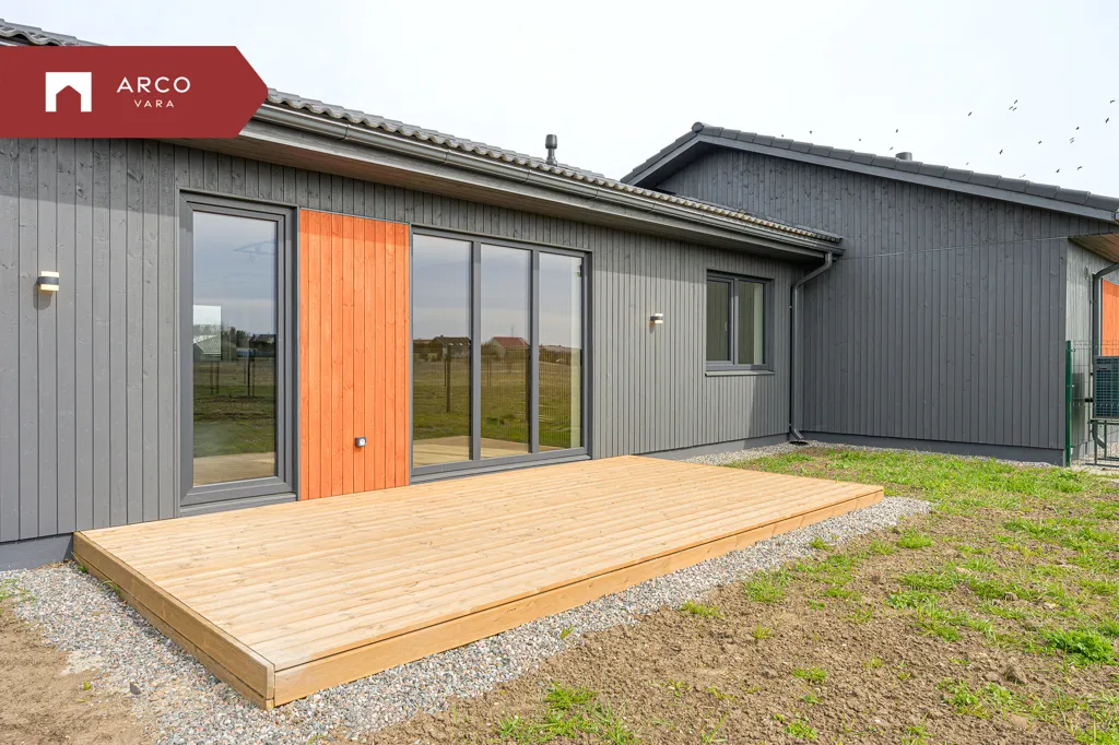 Välivaade - Modern Timber Villa with Terrace in Tallinn