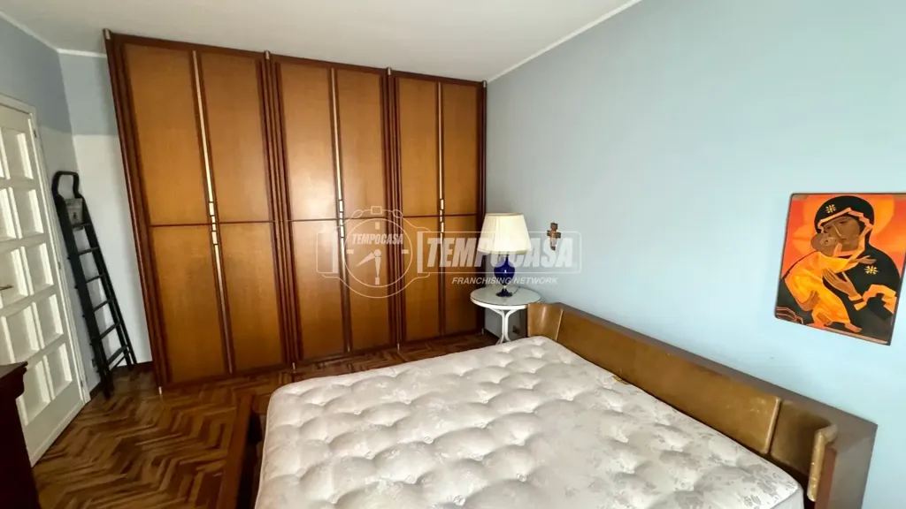 Appartement 5 pièces à IT