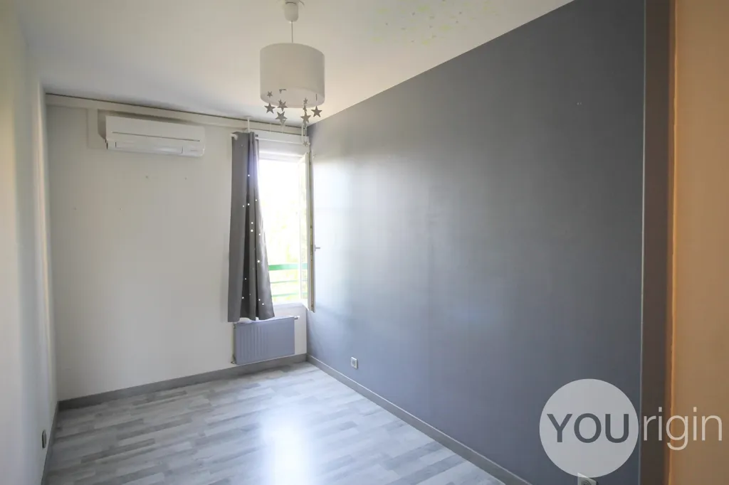 Rooms - T3 Flat with Pool in Tassin-la-Demi-Lune