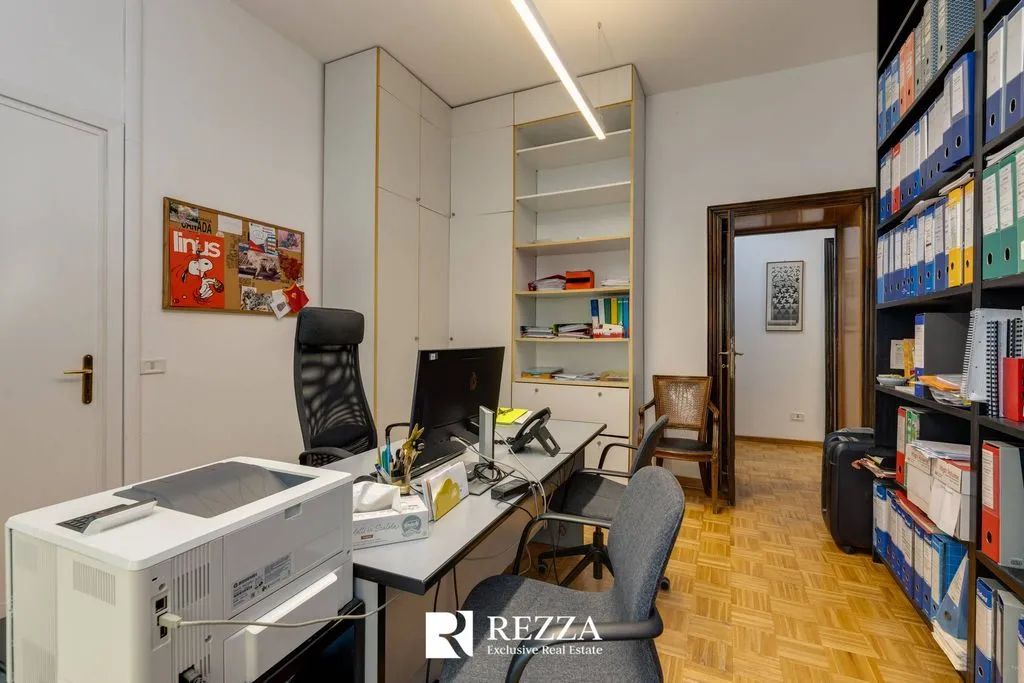 Bureau - Luxury Office with Terrace in Parioli, Rome