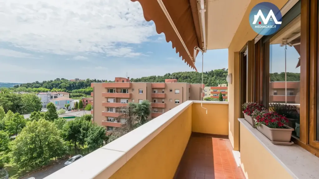 Balcony - Trilocale with Balcony in Pesaro