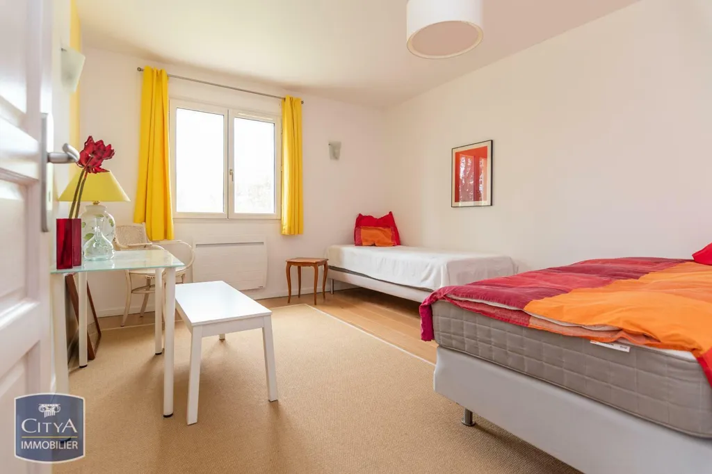 Chambres - Villa Indépendante avec Terrasses à Cuisery