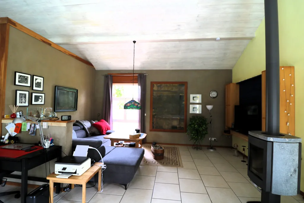 Séjour - Maison Contemporaine avec Piscine en Campagne