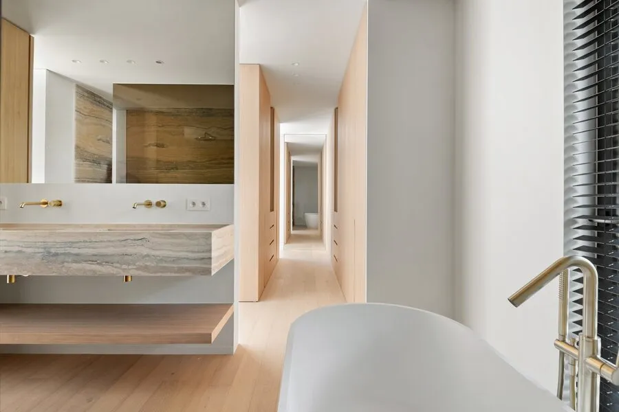 Bathrooms - Modern Villa with Pool in Keerbergen