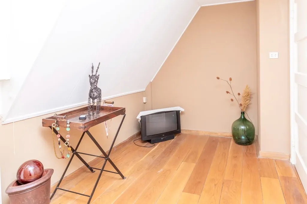 Pièces - Dual Dwelling with Office Space in Ochten