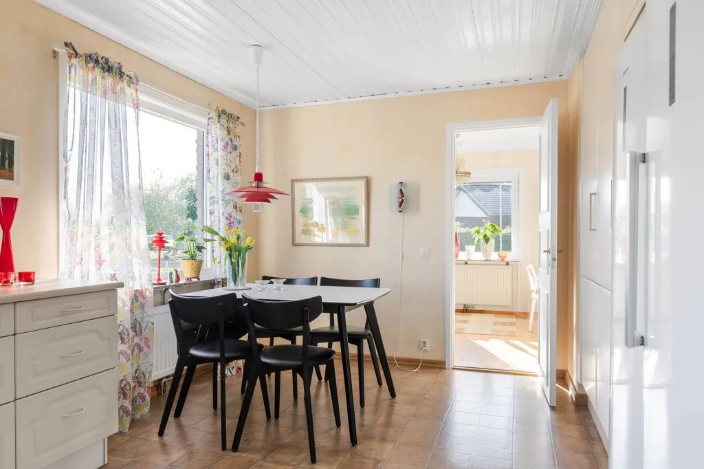 Maison 8 pièces à Tidaholms kommun