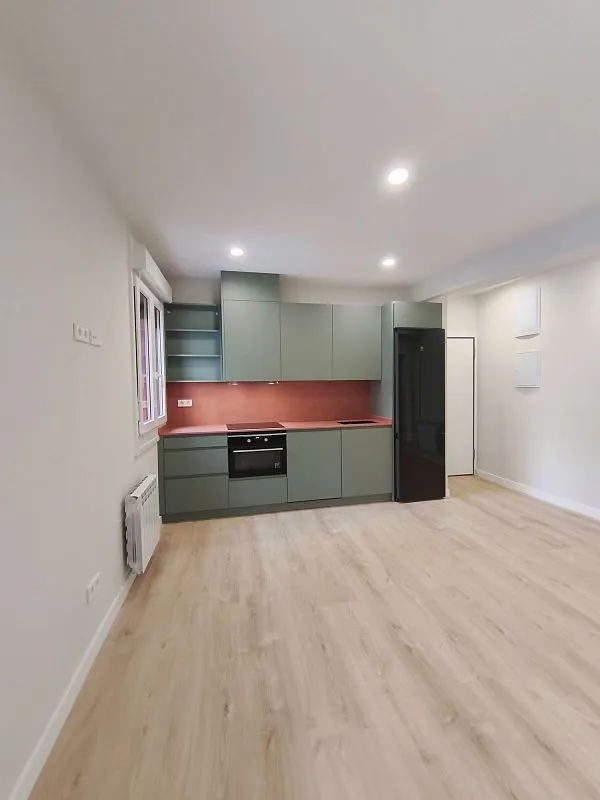 Cucina - Modernised Apartment with Balcony in Logroño