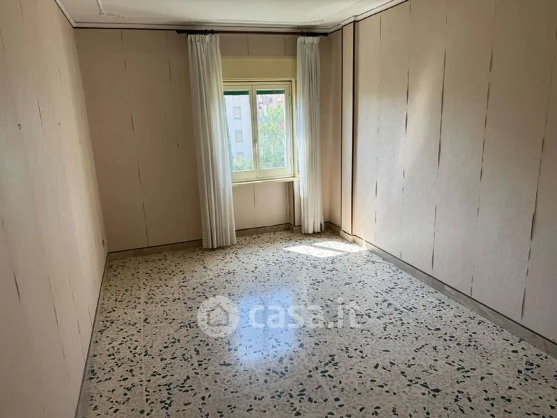 Pièces - Apartment with Balcony in Caltanissetta Centre
