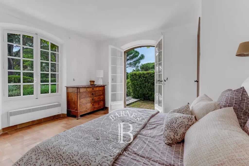 Chambres - Maison Provençale avec Piscine dans le Domaine Privé à Saint-Tropez