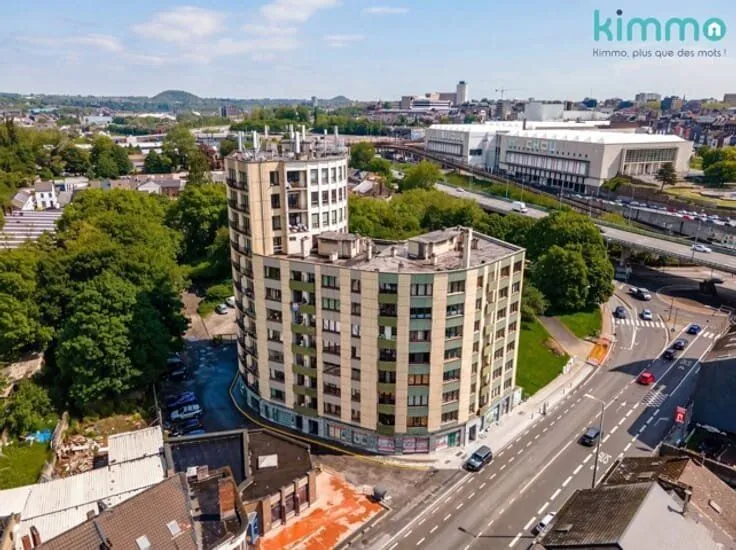 Flat with Terrace in Central Charleroi